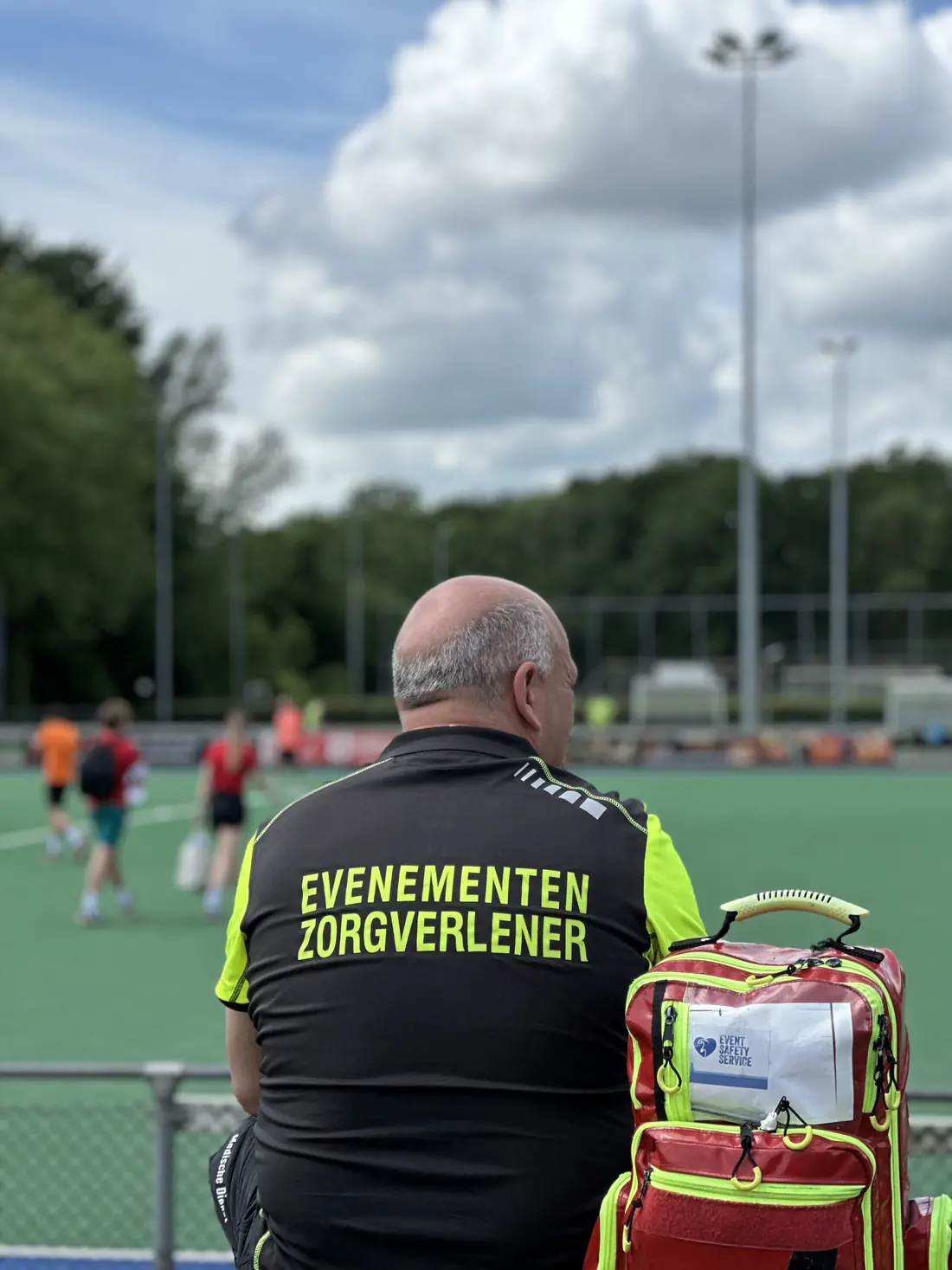 Zorgverleners van Event Safety Service tijdens sportevenementen